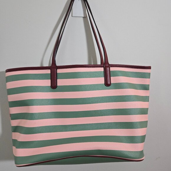 Marc by Marc Jacobs Metropolitan Tote - Picture 3 of 3